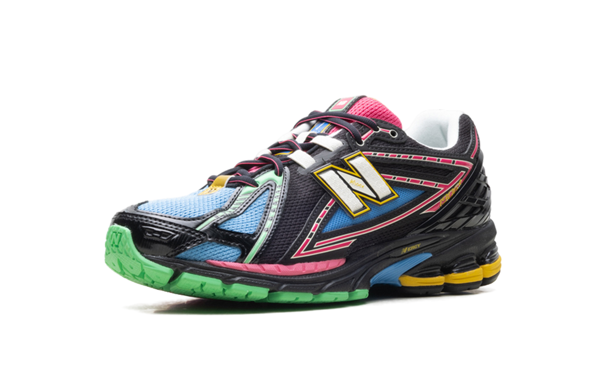 1906r "Black / pink - footlocker exclusive" U1906RDM