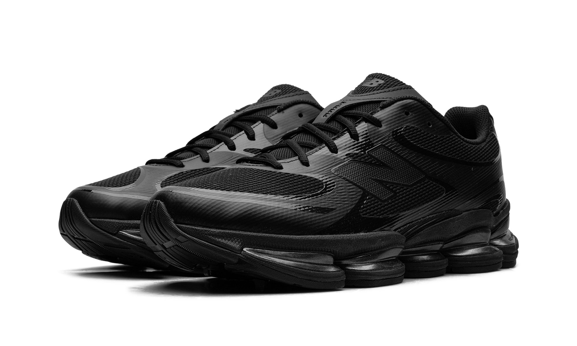 2000 "Triple black" U2000ETB