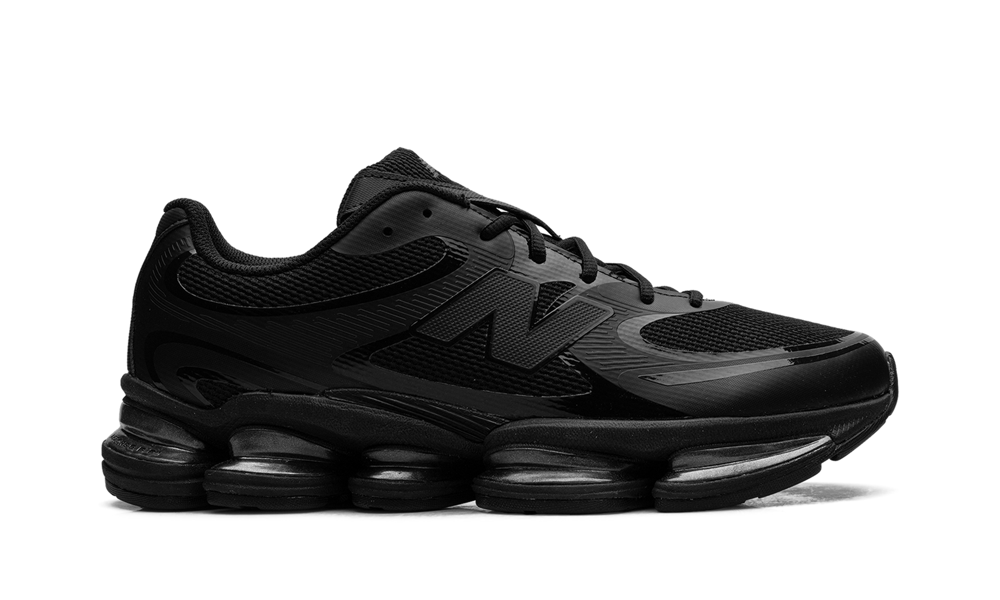 2000 "Triple black" U2000ETB
