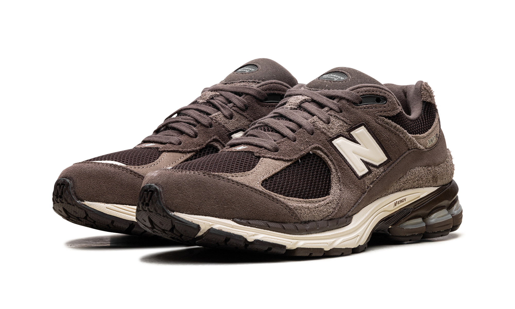 2002r "Shoe palace volcanic rocks brown" M2002RGM