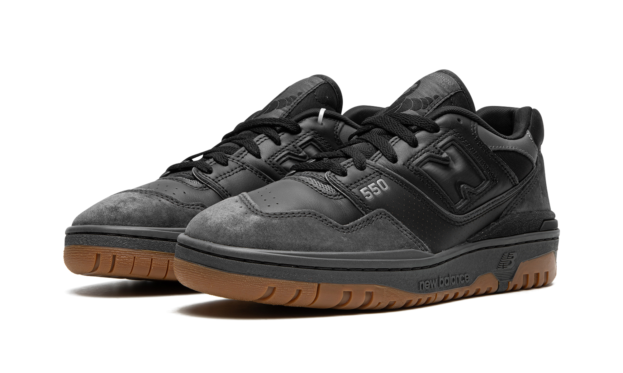 550 "Black/gum"