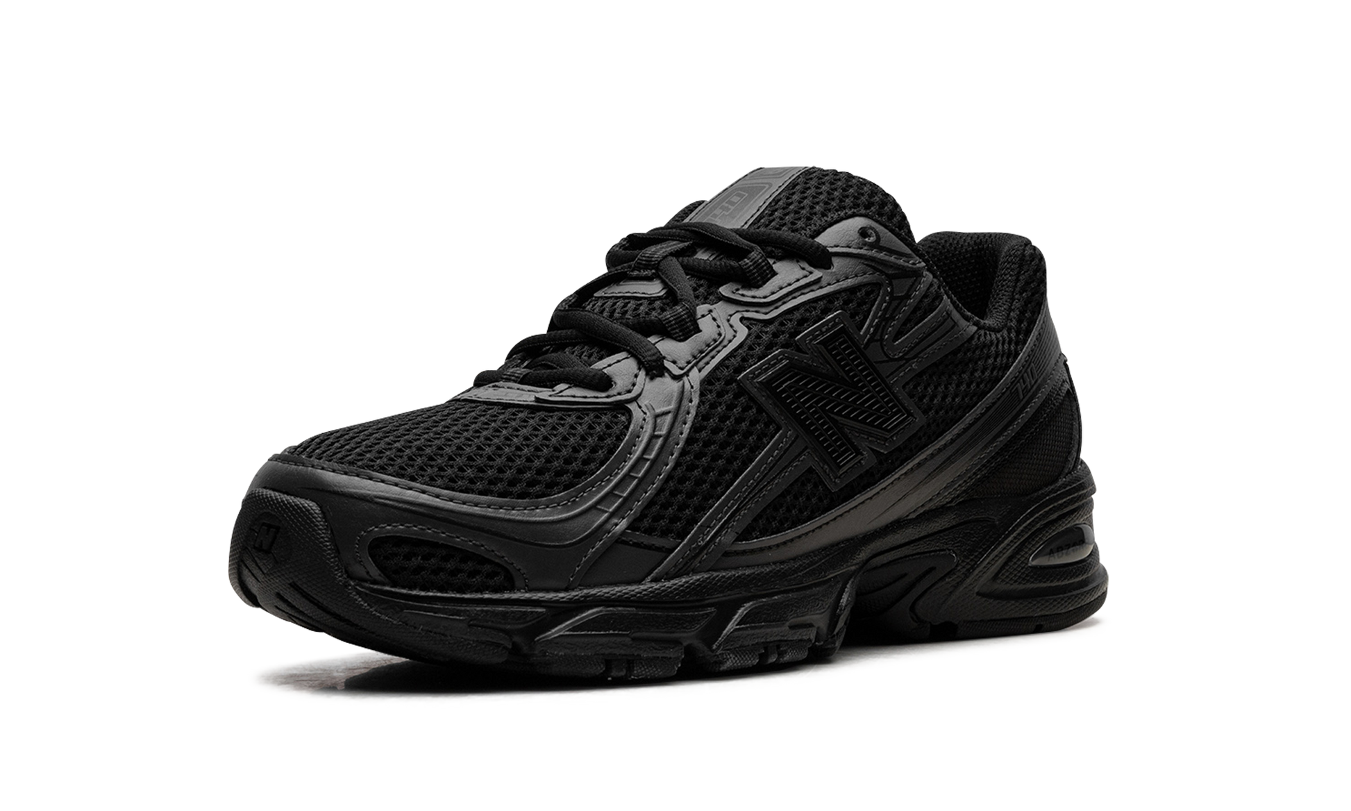 740 "Triple black" U740BO2