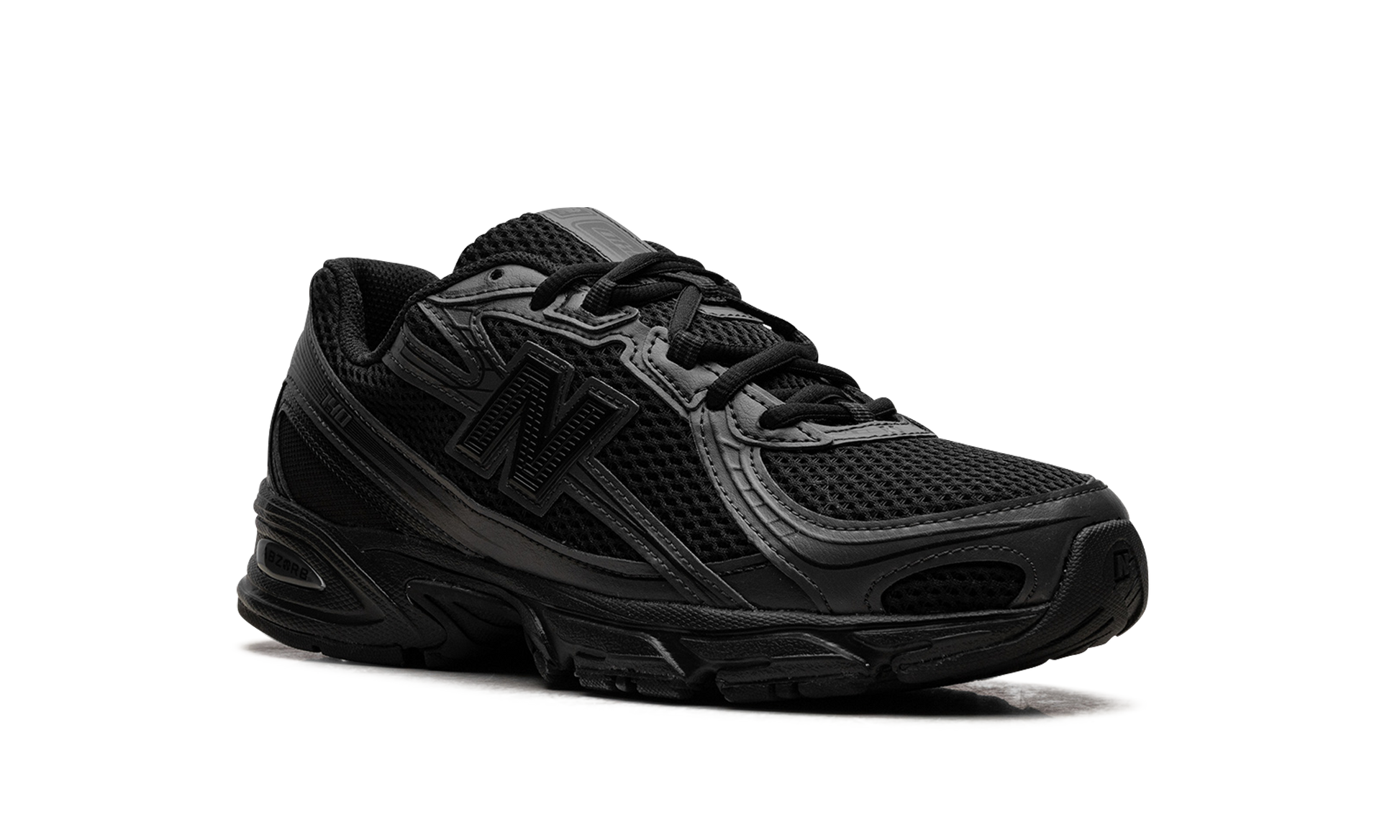 740 "Triple black" U740BO2