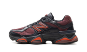 9060 "Black / washed burgundy" U9060BLA