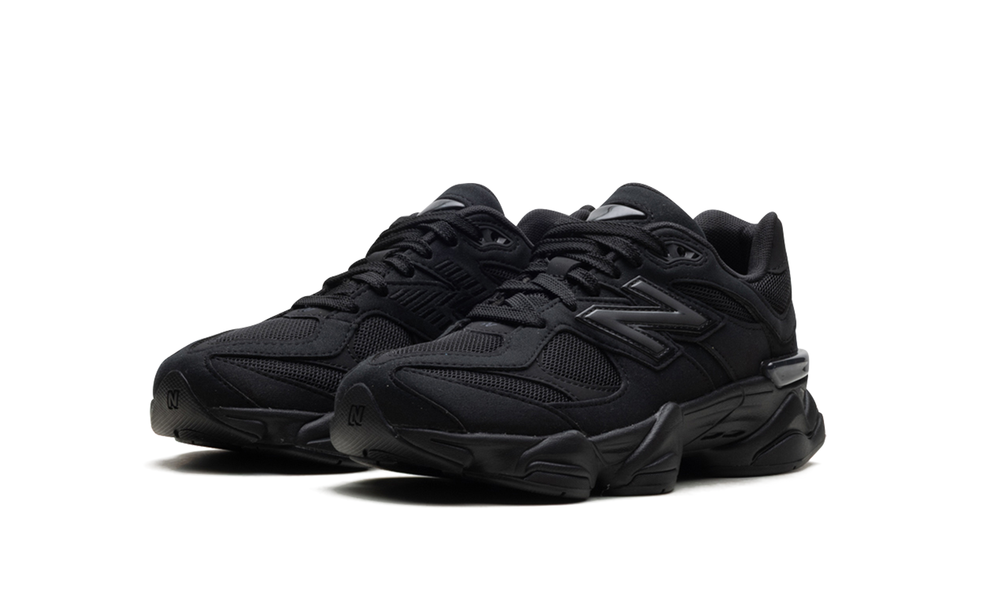 9060 GS "Triple black" GC9060BB
