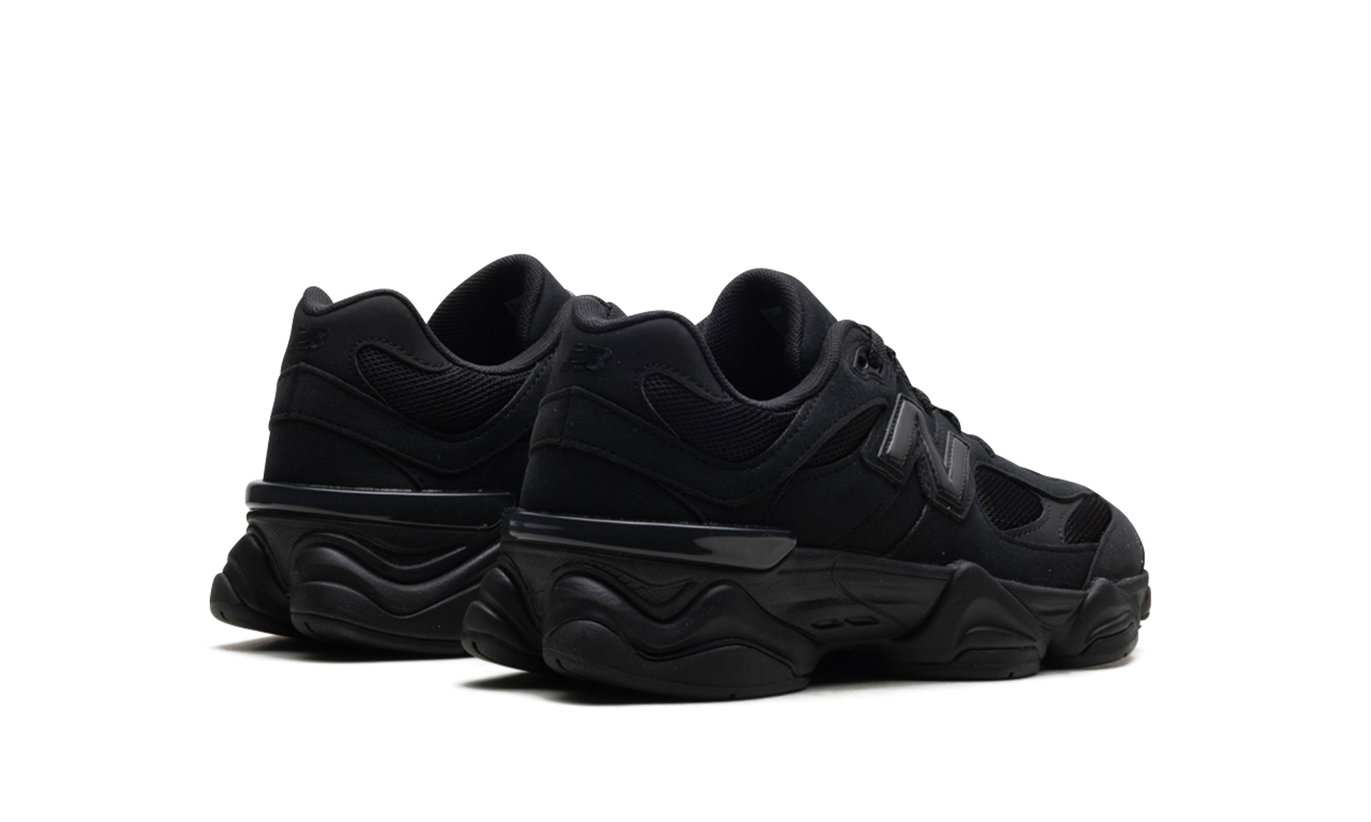 9060 GS "Triple black" GC9060BB