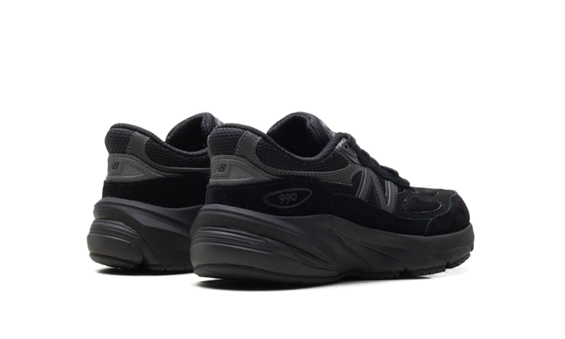 990v6 GS "Triple black" GC990BB6