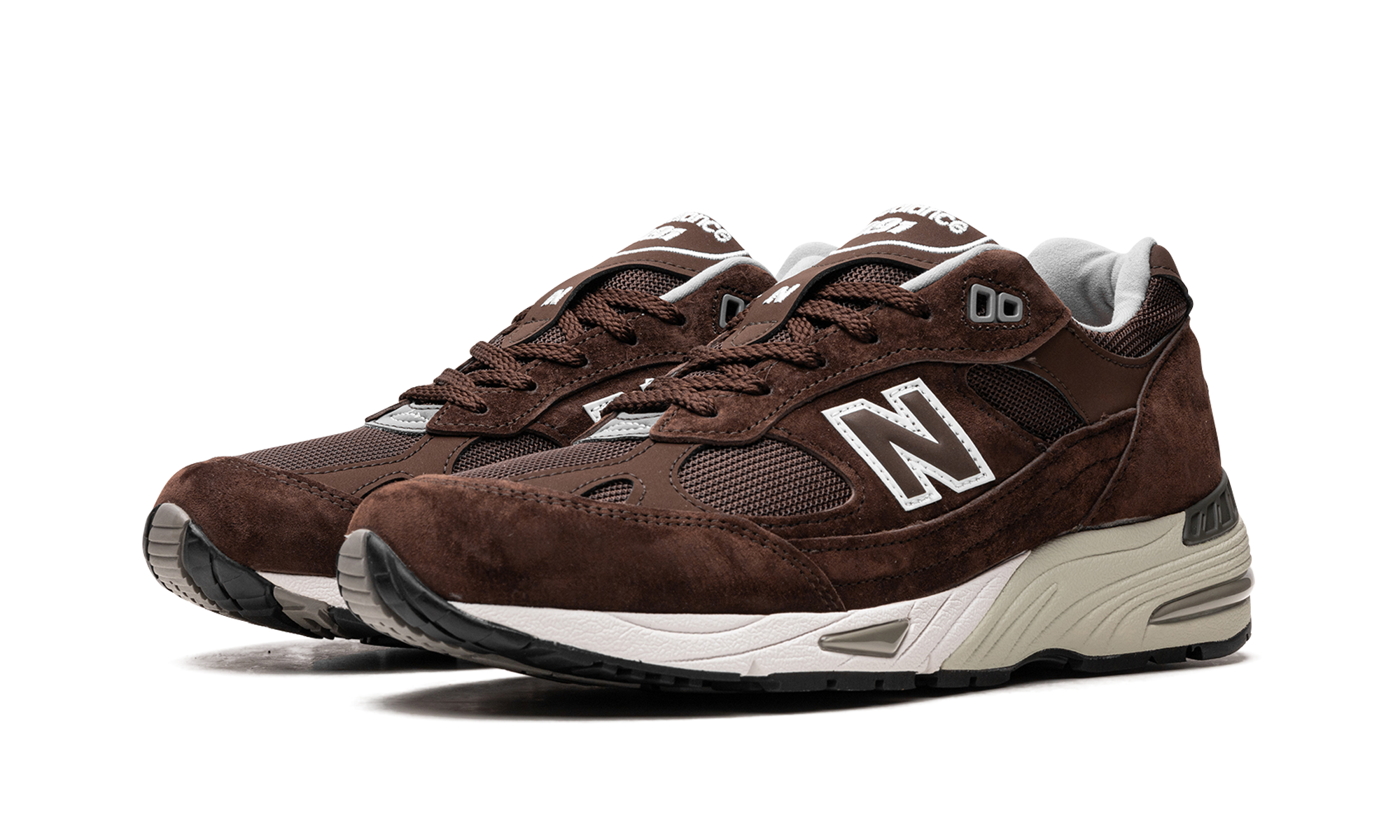 991 "Made in uk - mocha brown" M991BGW