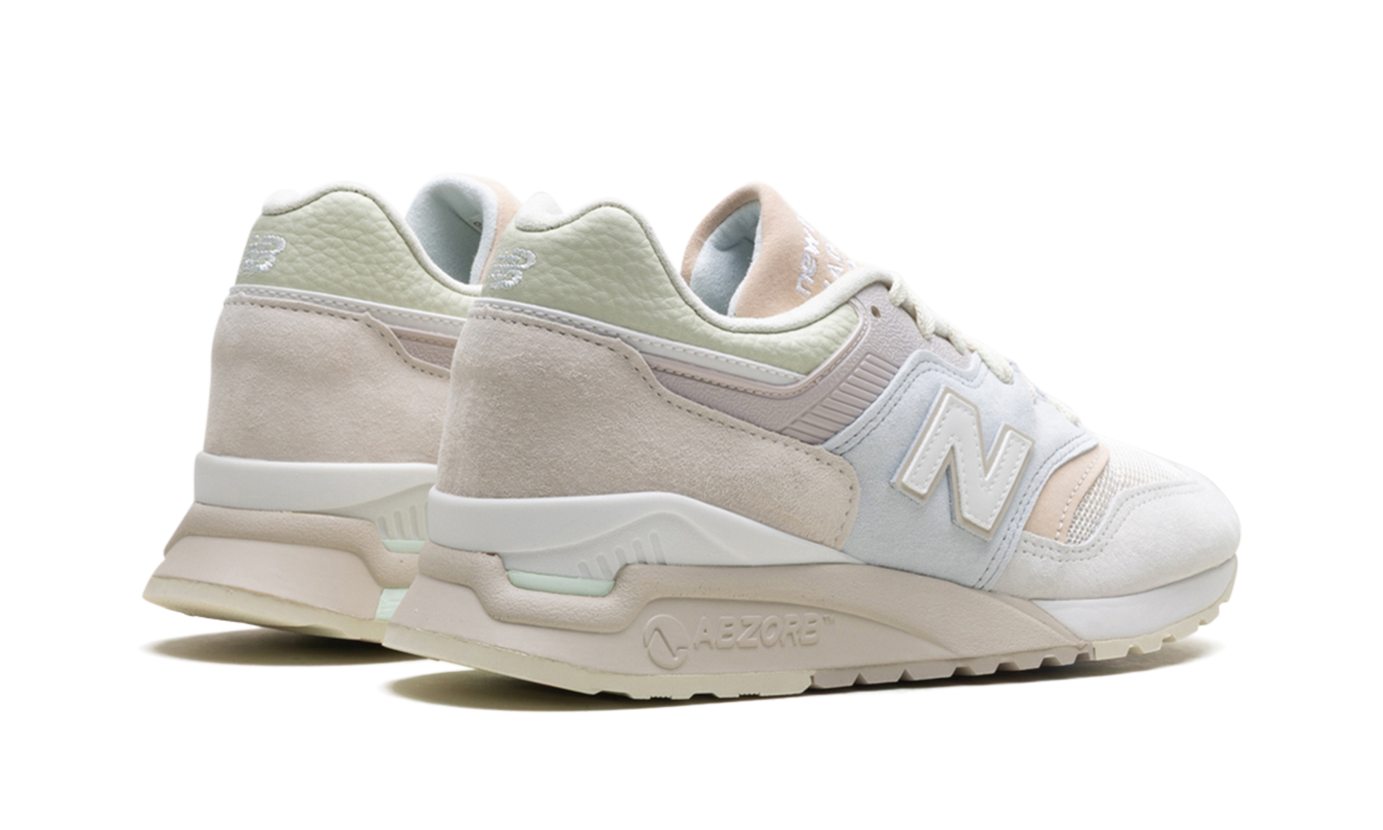 997.5 "Miusa kith easter white ice blue peach" U9975KT