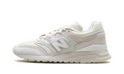 997.5 "Miusa kith easter white marshmallow angora" U9975HK