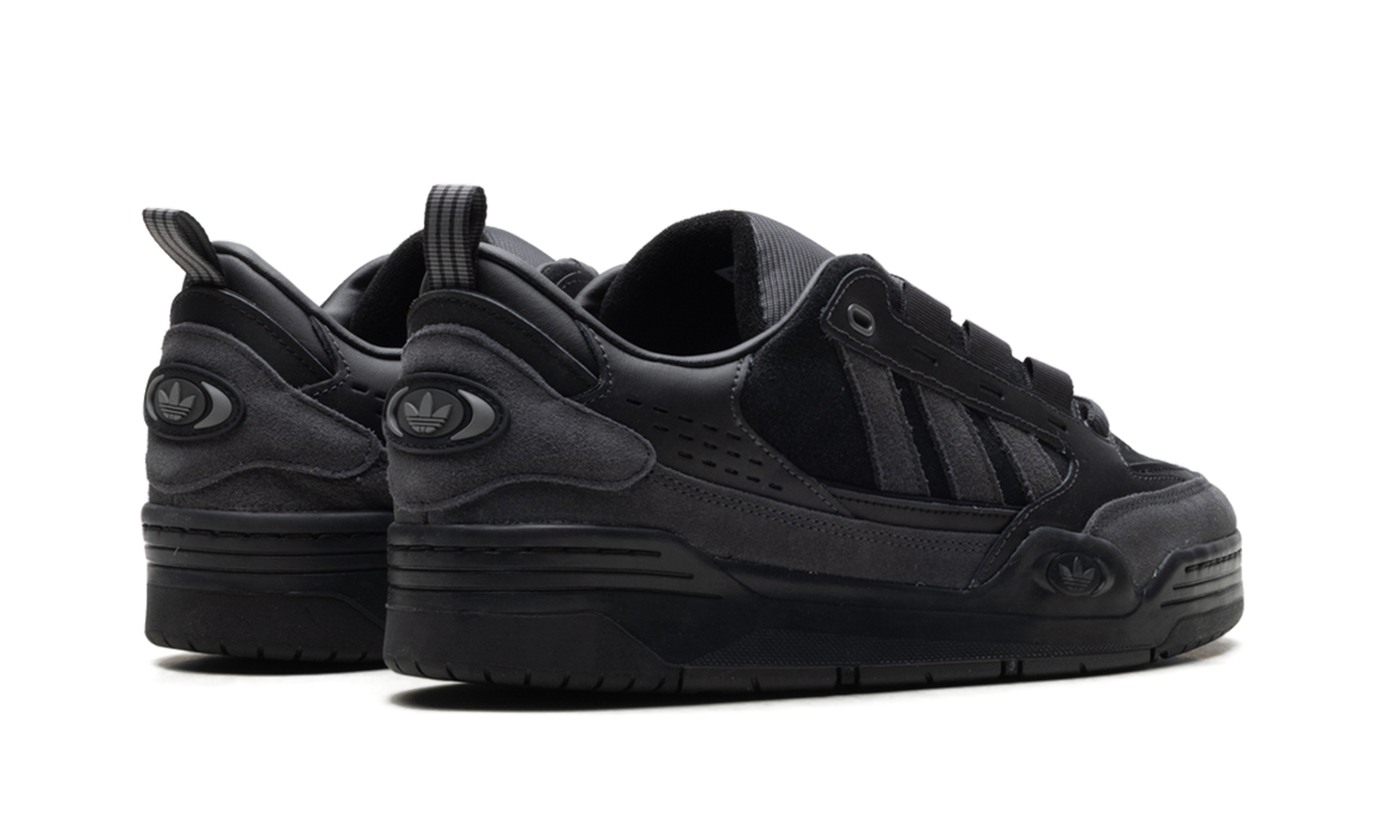 Adi2000 "Core black / utility black / utility black" GX4634