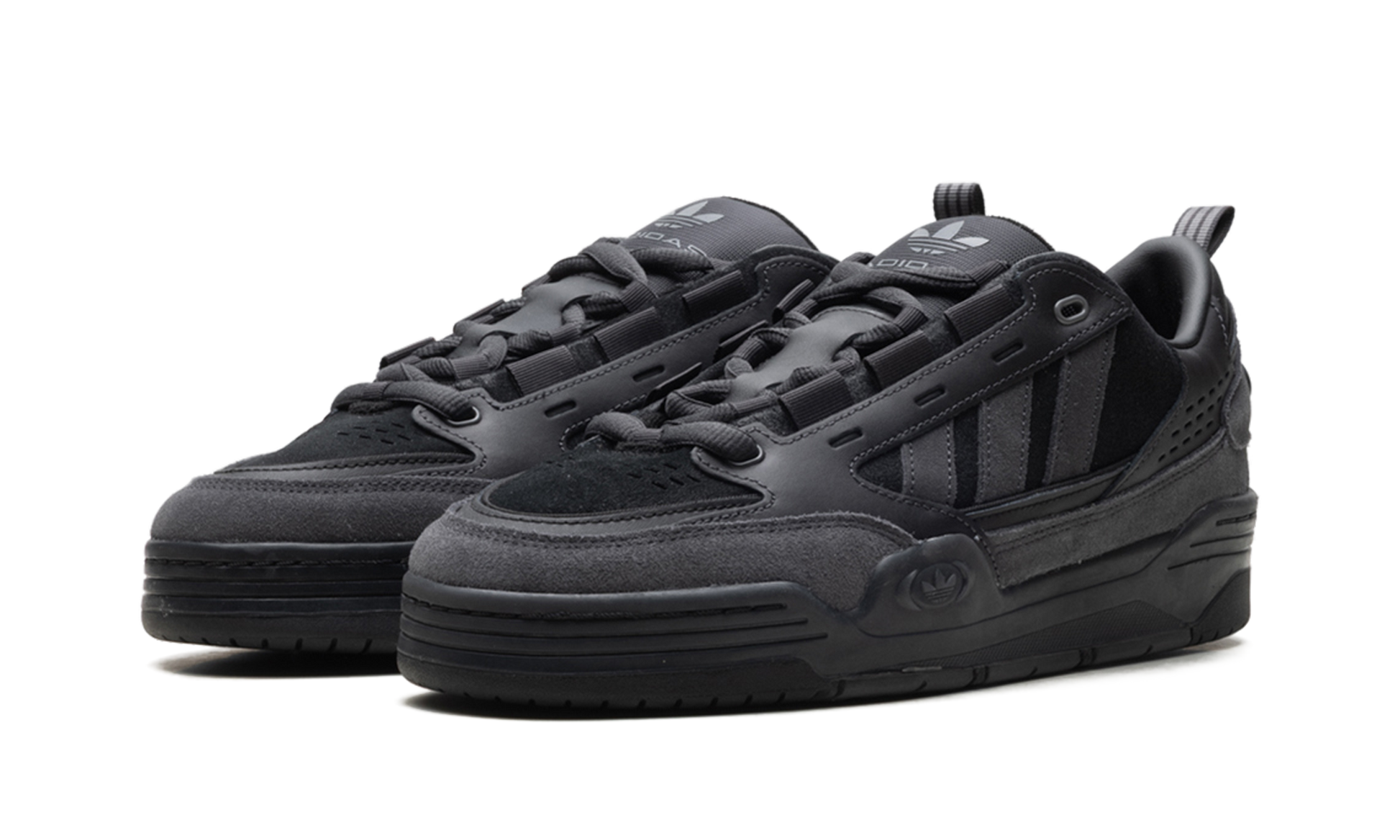 Adi2000 "Core black / utility black / utility black" GX4634