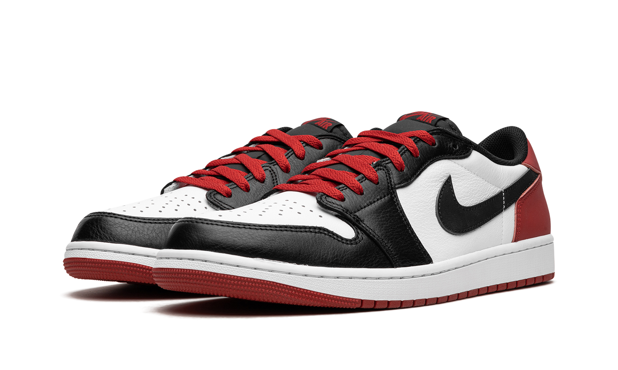 Air Jordan 1 Low OG "Black toe 2023" CZ0790 106