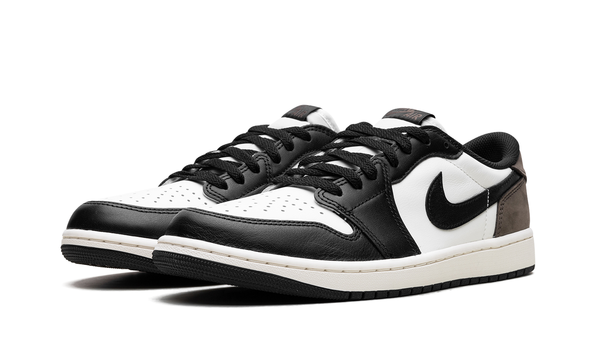 Air Jordan 1 Low OG "Mocha" CZ0790 102