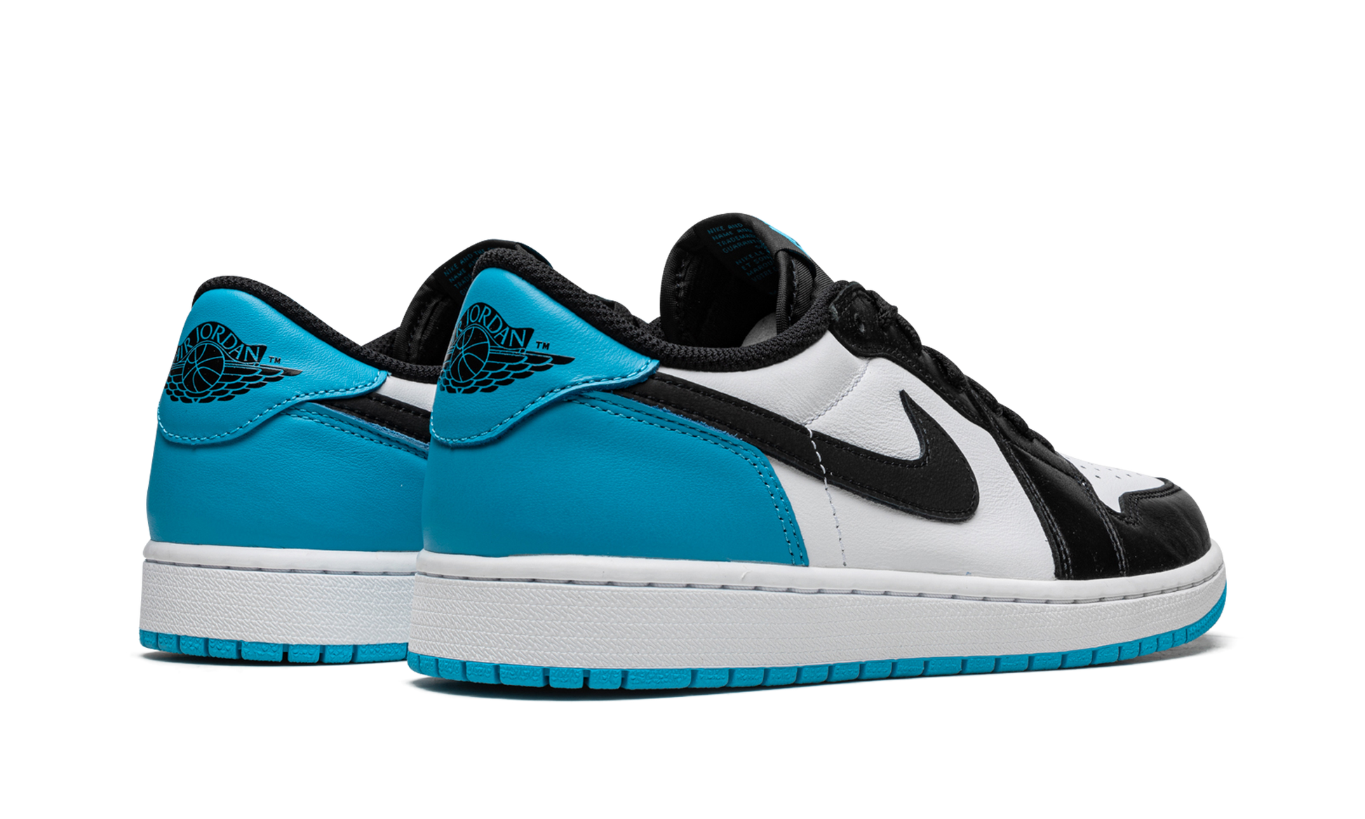 Air Jordan 1 Low OG "Unc" CZ0790 104