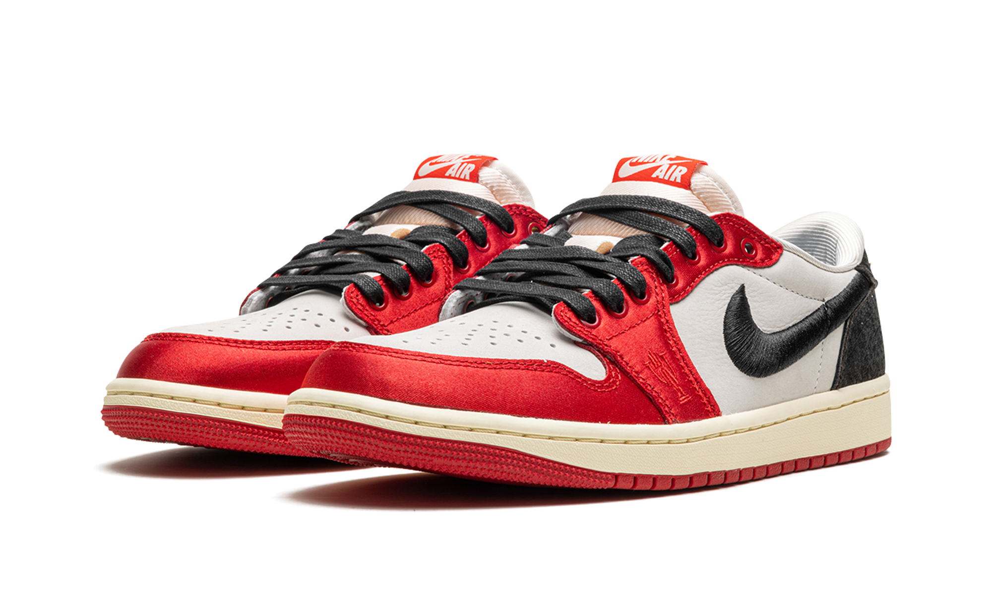Air Jordan 1 Low "Trophy room - away" FN0432 100