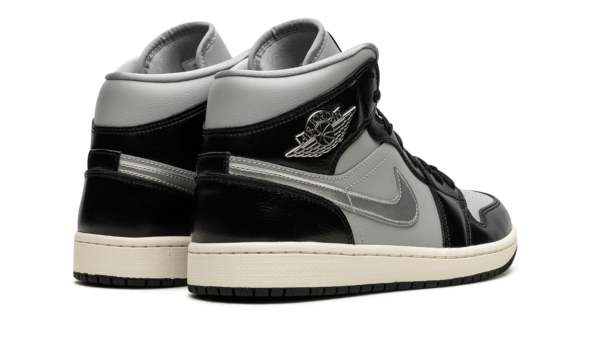 Air Jordan 1 Mid Se Women "Black chrome" FB9892 002