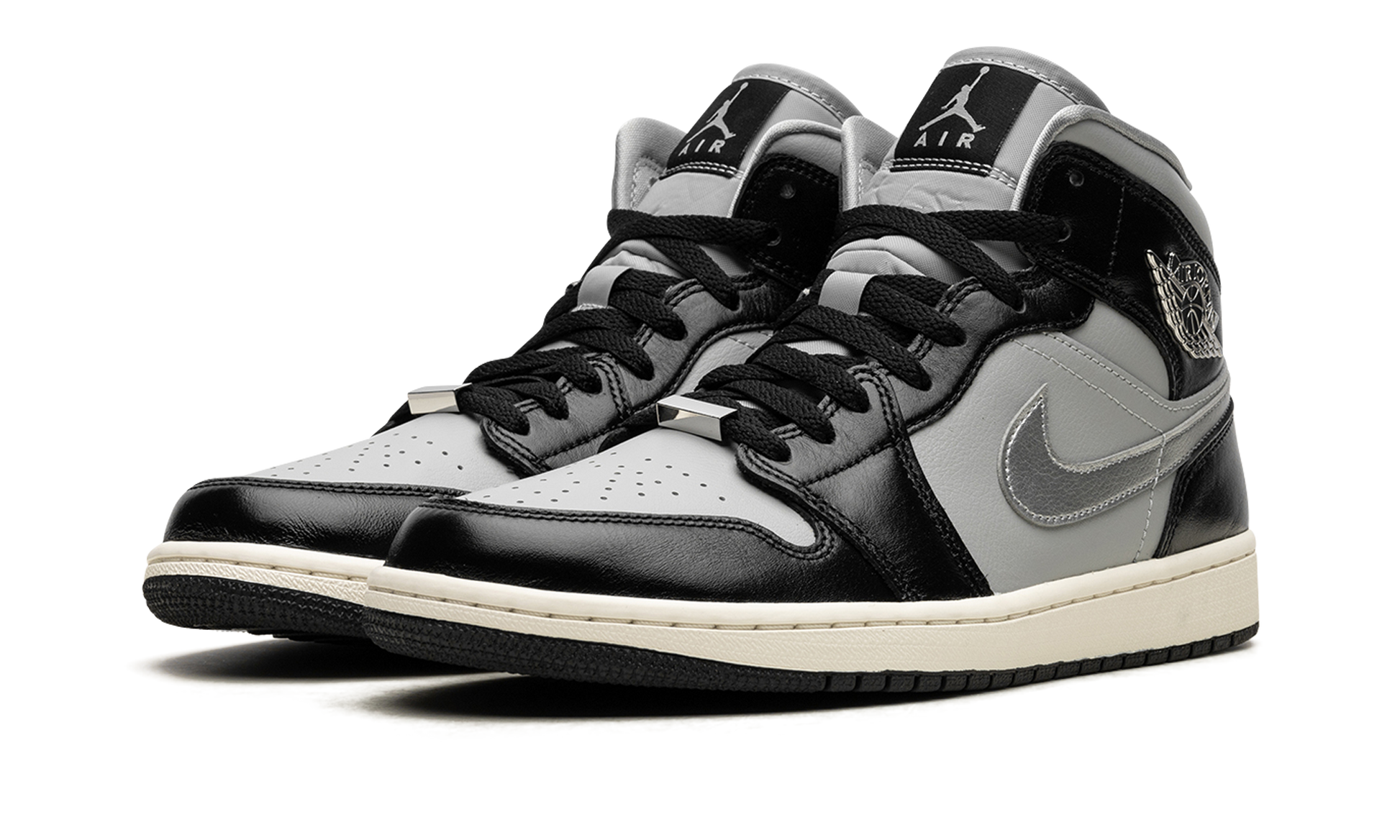 Air Jordan 1 Mid Se Women "Black chrome" FB9892 002