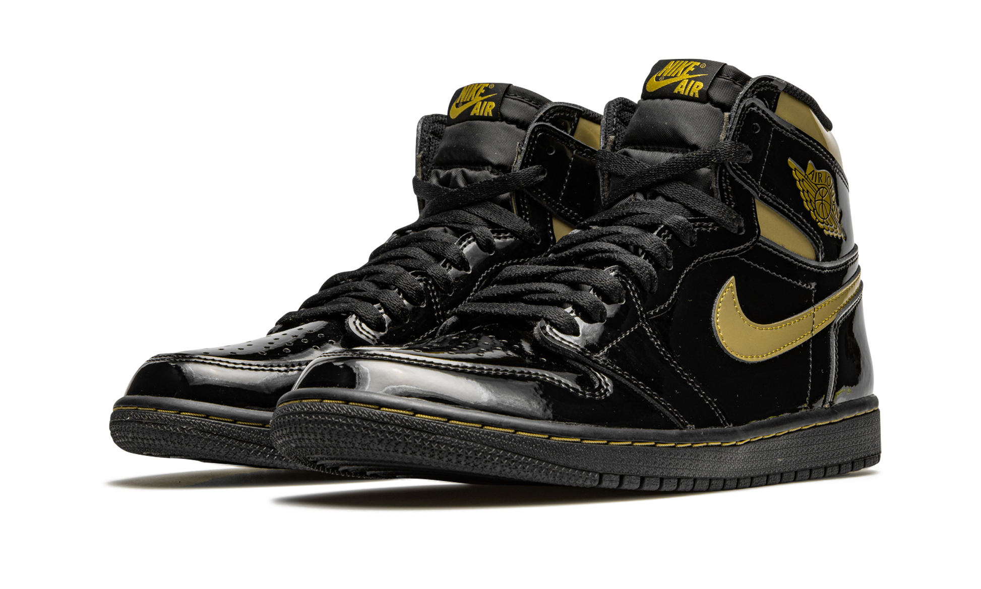 Air Jordan 1 RETRO High OG "Black Metallic Gold"