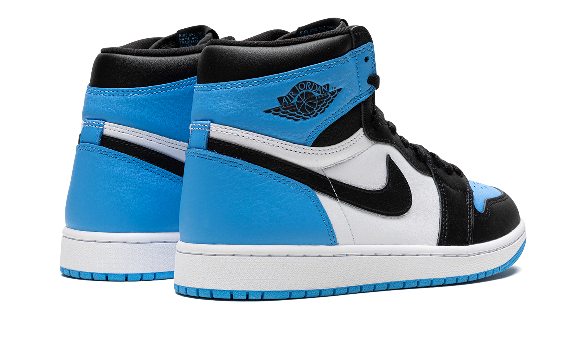 Air Jordan 1 RETRO High OG "Unc toe" DZ5485 400