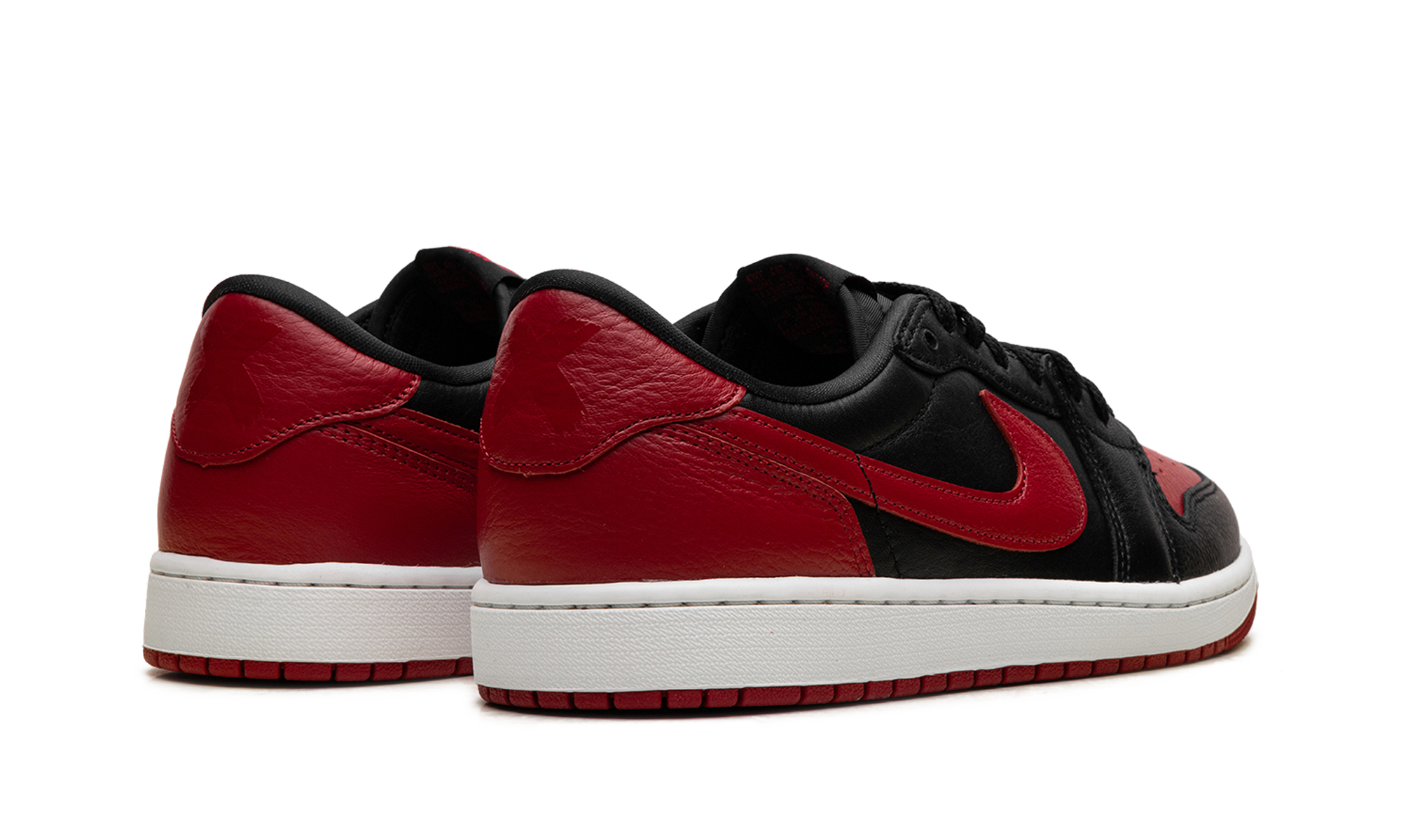 Air Jordan 1 RETRO Low OG "Banned (2026)" IW6276 001