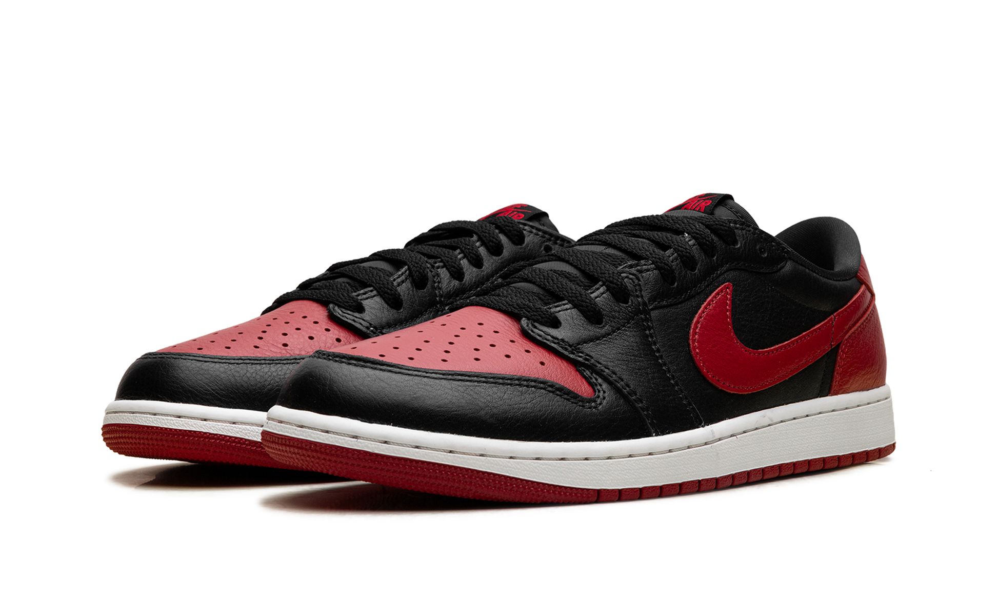 Air Jordan 1 RETRO Low OG "Banned (2026)" IW6276 001