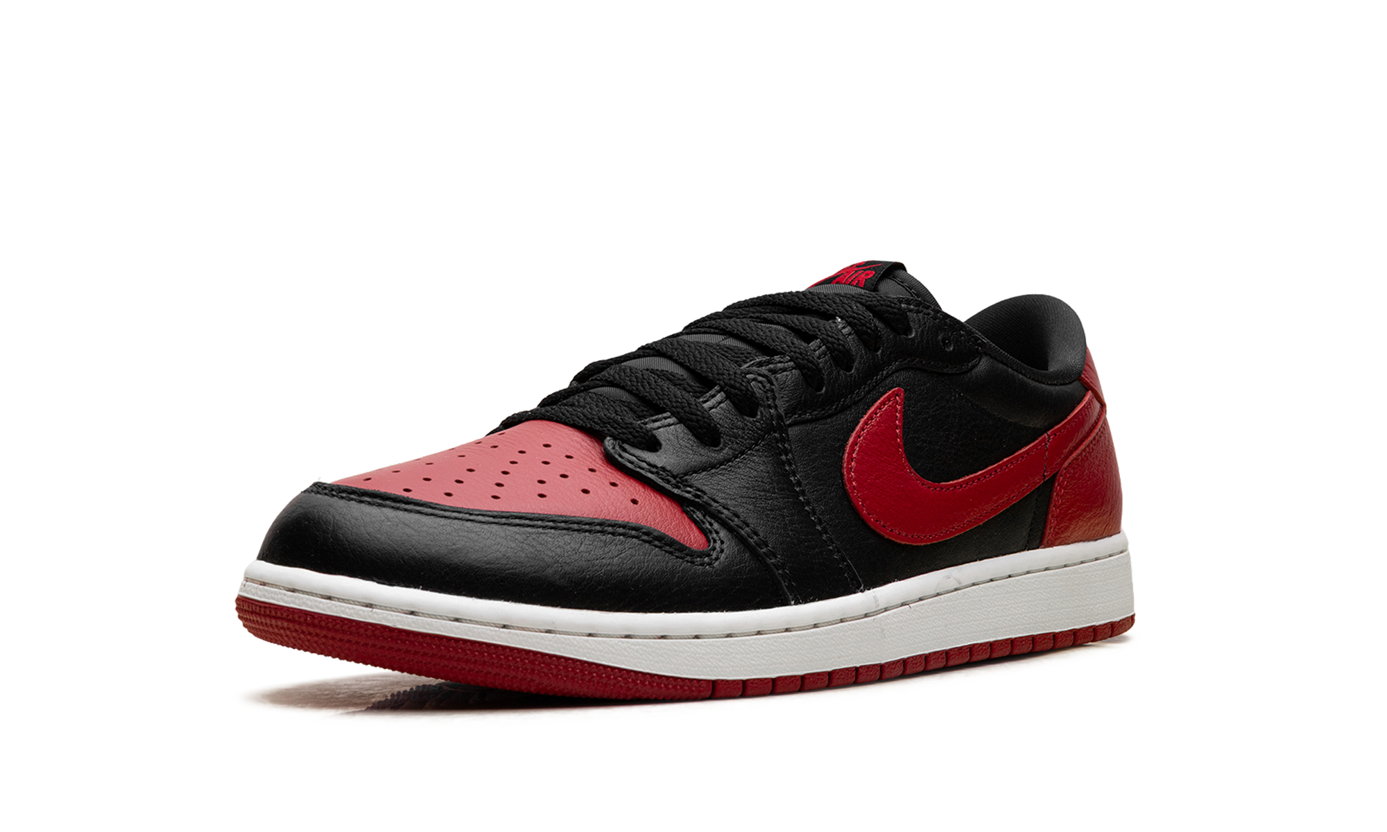 Air Jordan 1 RETRO Low OG "Banned (2026)" IW6276 001