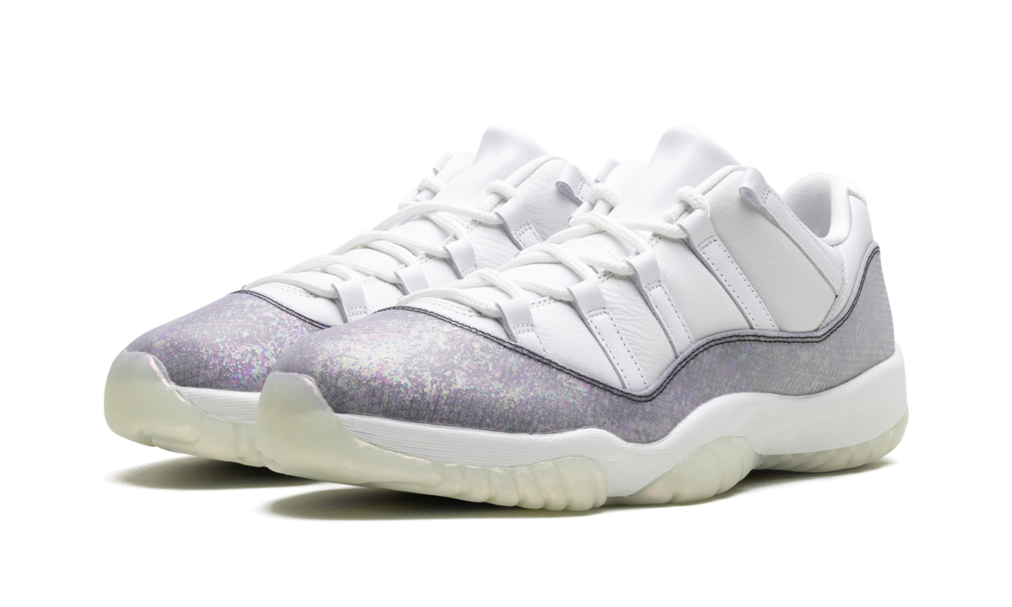 Air Jordan 11 Low "Year of the snake" HQ7000 001