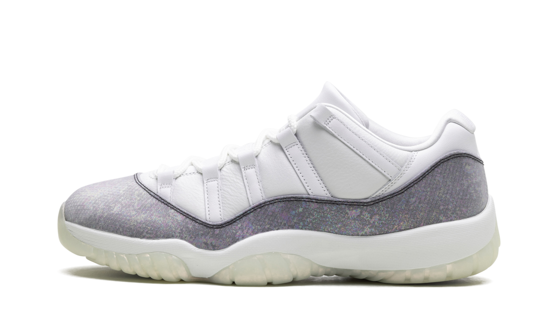 Air Jordan 11 Low "Year of the snake" HQ7000 001