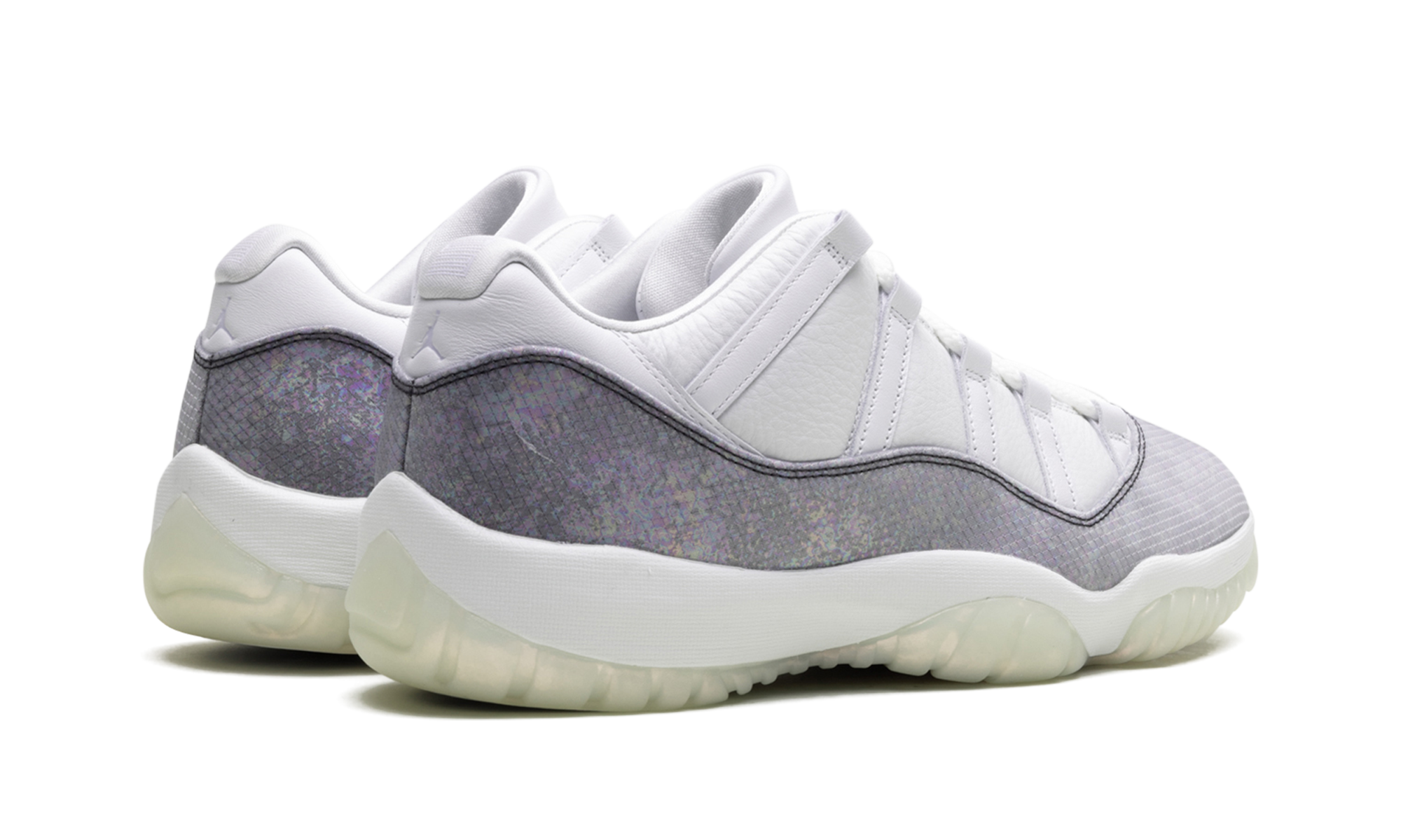 Air Jordan 11 Low "Year of the snake" HQ7000 001