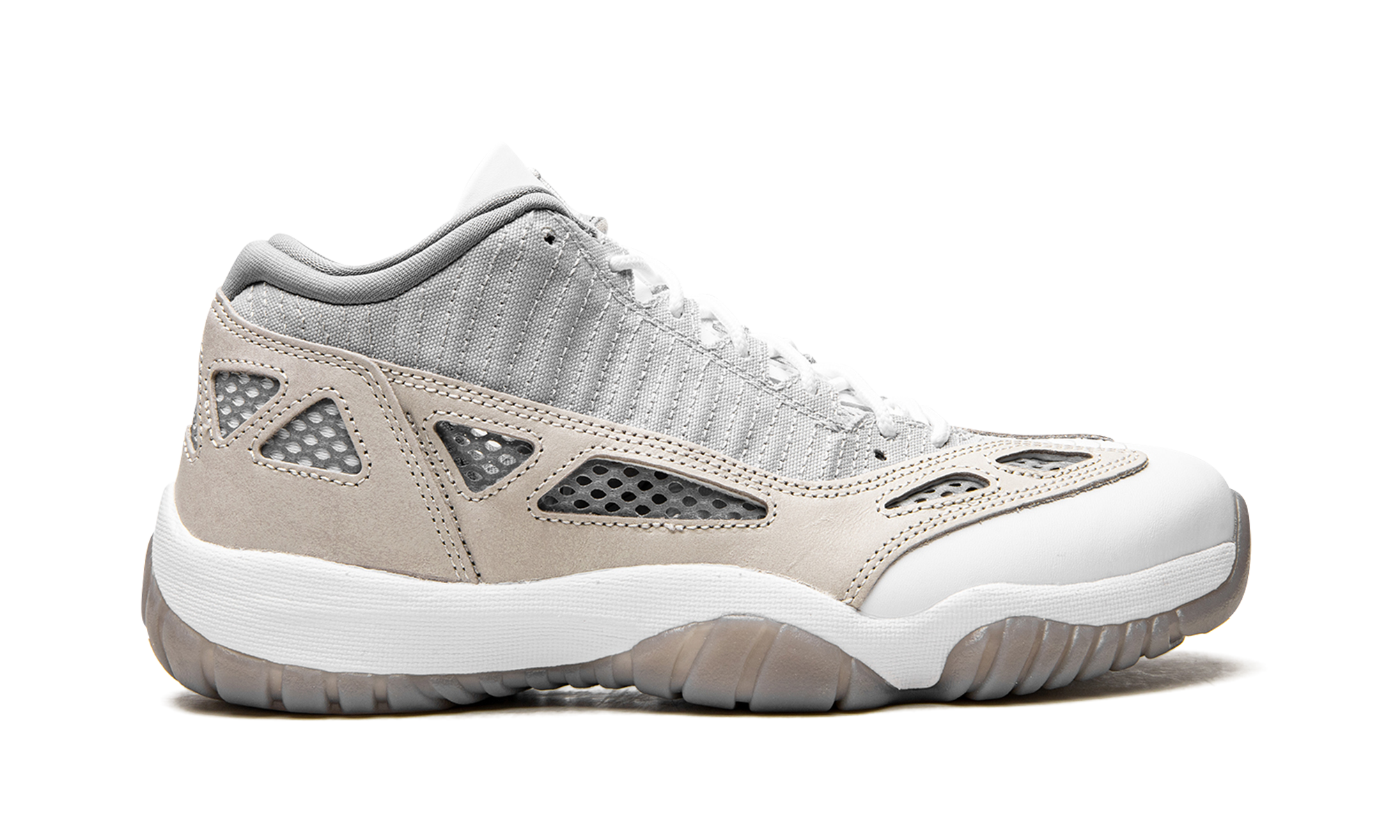 Air Jordan 11 RETRO Low Ie "'light orewood brown'" 919712 102