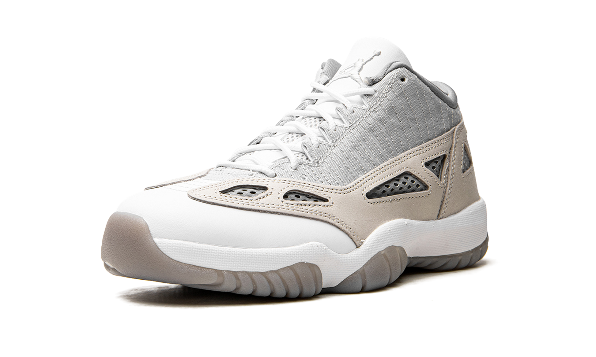 Air Jordan 11 RETRO Low Ie "'light orewood brown'" 919712 102