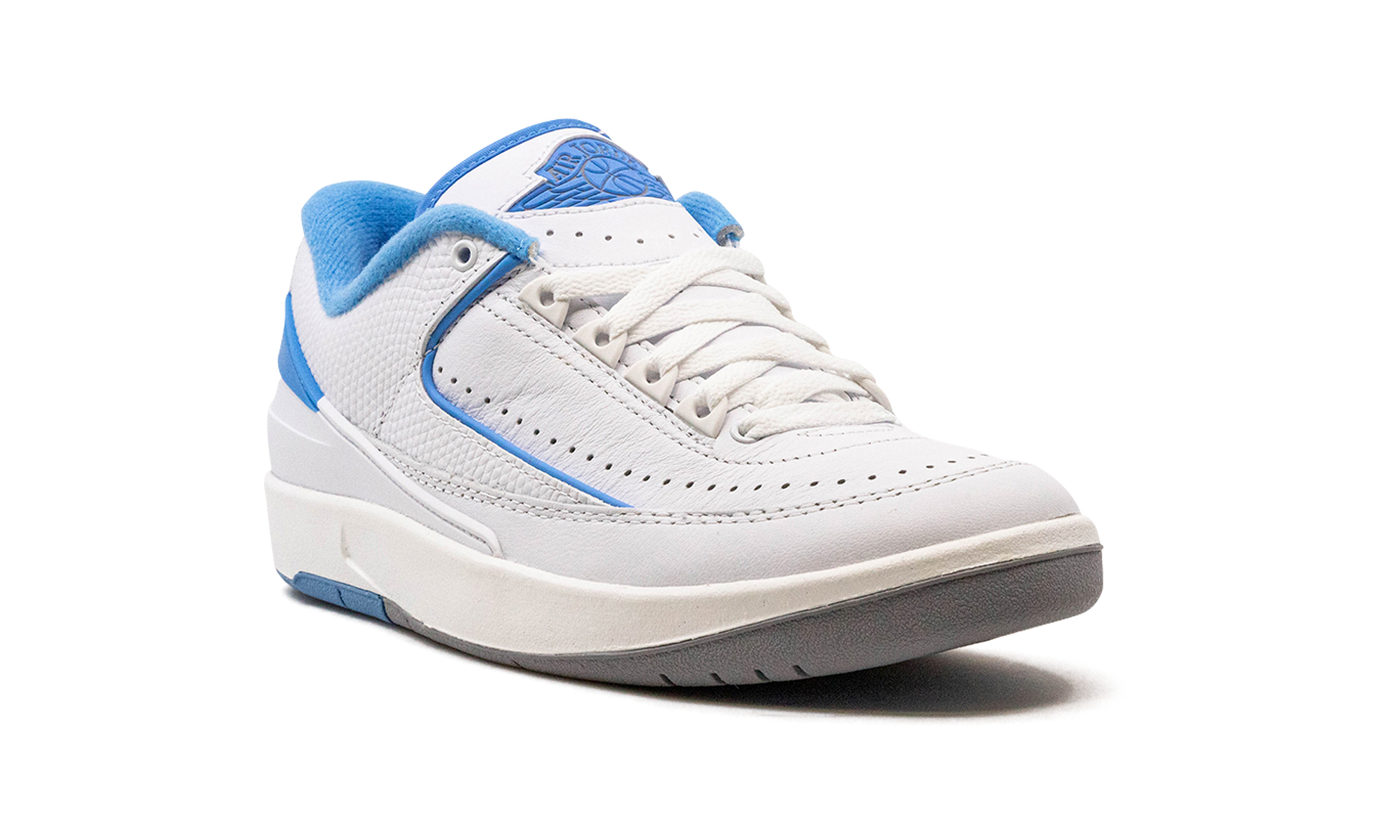 Air Jordan 2 Low GS "University blue" FJ6869 104