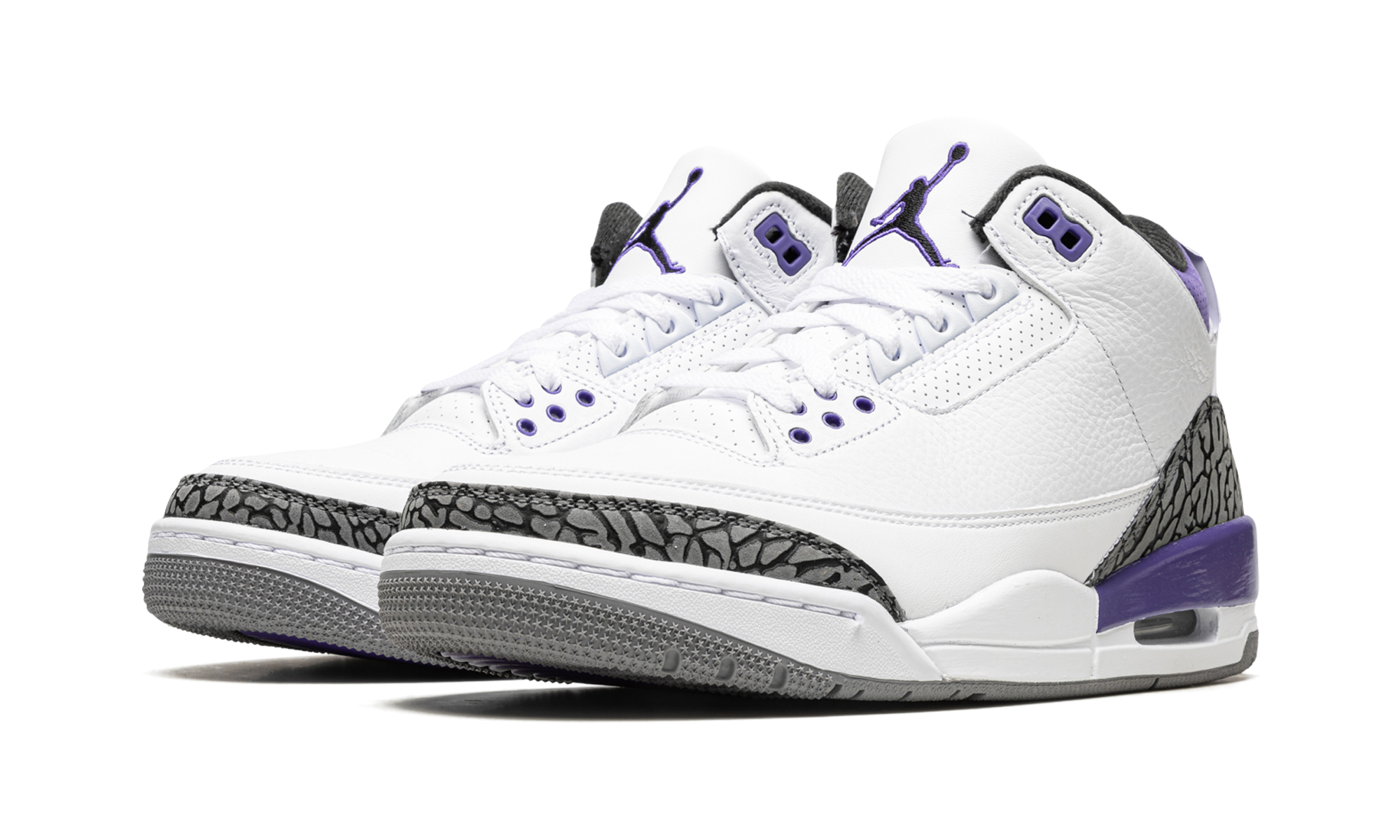 Air Jordan 3 "Dark iris" CT8532 105