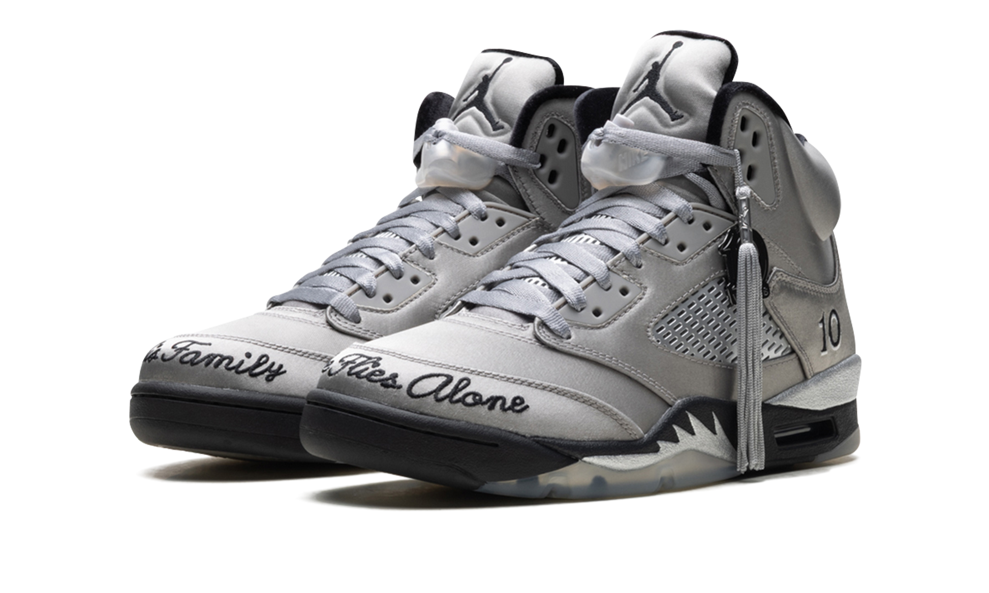 Air Jordan 5 RETRO Women "Wings (2025)" IO2038 001