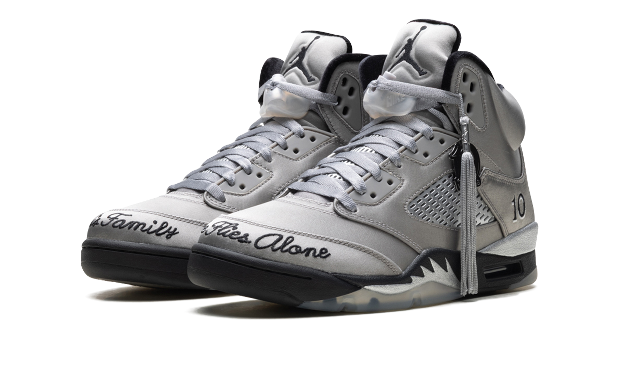 Air Jordan 5 RETRO Women "Wings (2025)" IO2038 001