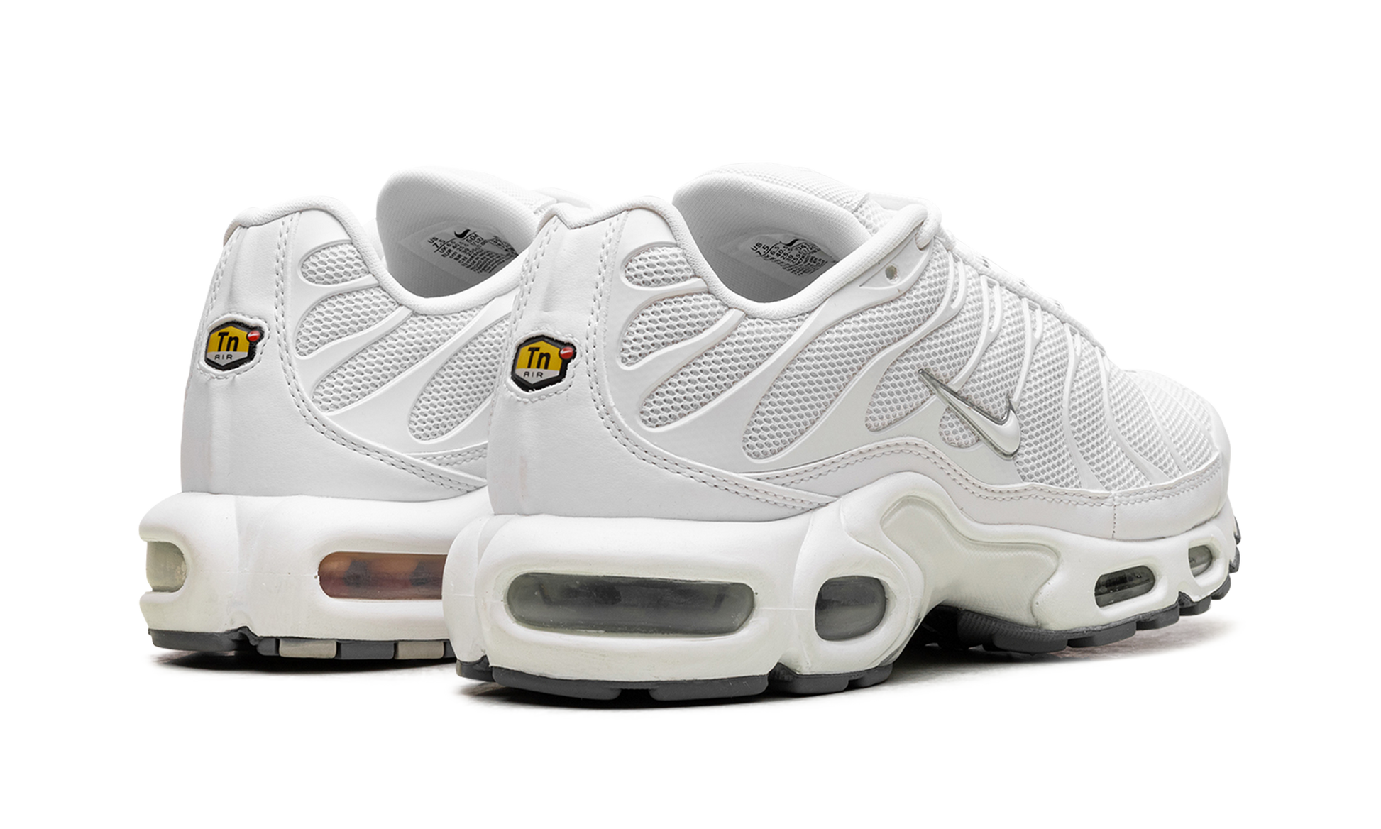Air Max Plus "Triple white" 604133 139