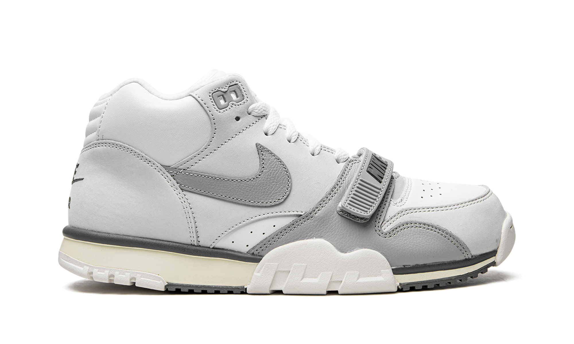 Air Trainer 1 "Photon dust" DM0521 001