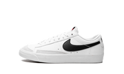 Blazer Low '77 GS "White black" DA4074 101