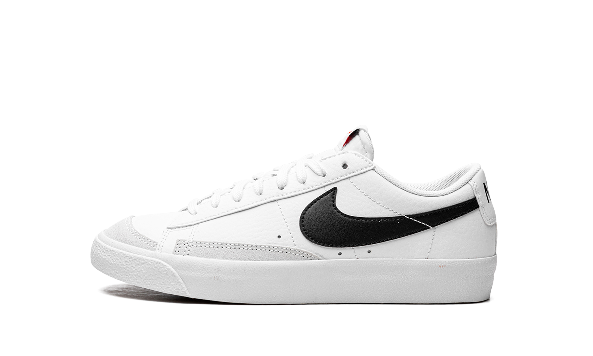 Blazer Low '77 GS "White black" DA4074 101