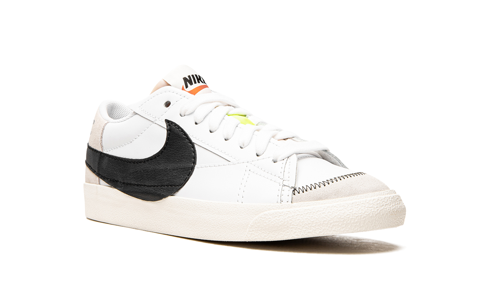 Blazer Low 77 Jumbo "White black sail" DN2158 101