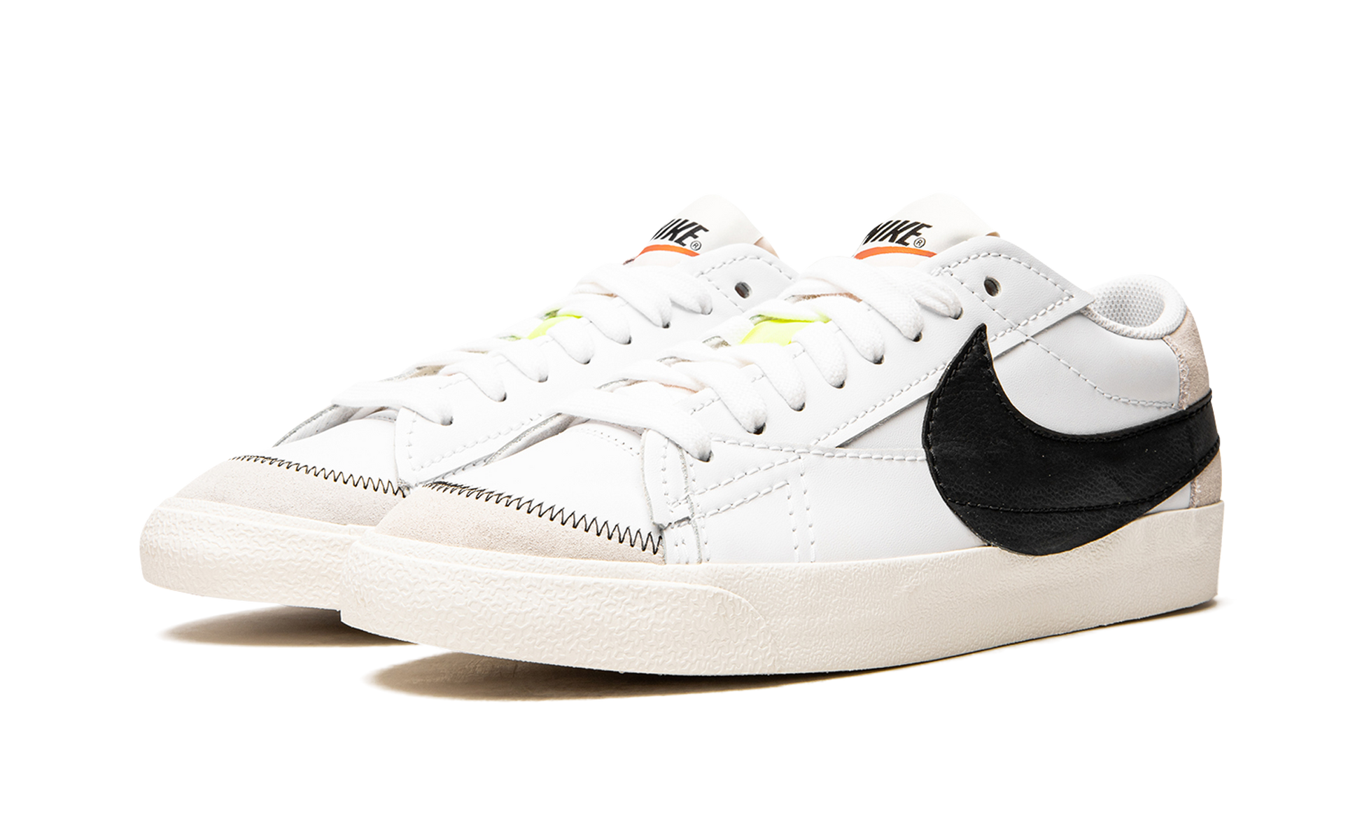 Blazer Low 77 Jumbo "White black sail" DN2158 101