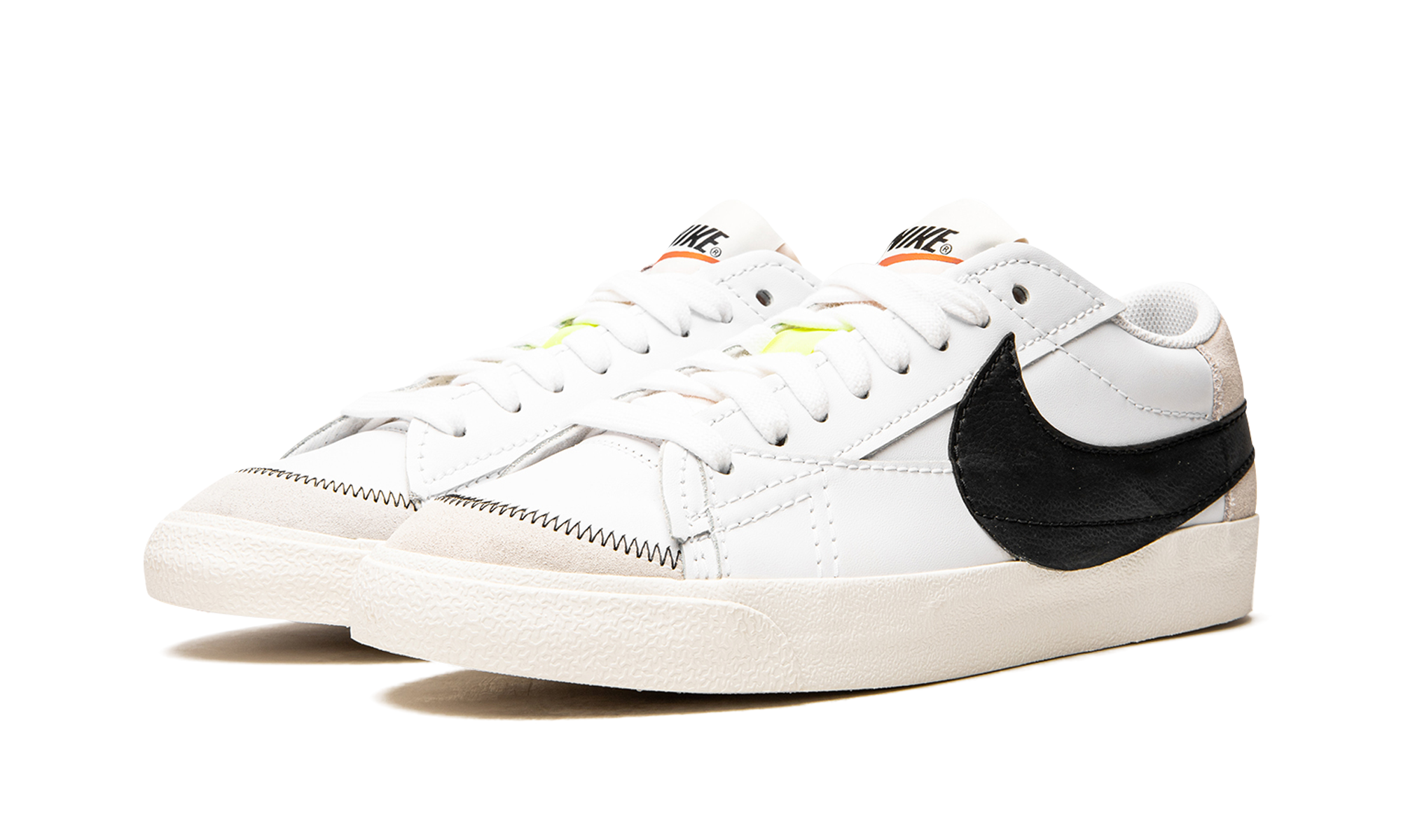 Blazer Low 77 Jumbo "White black sail" DN2158 101
