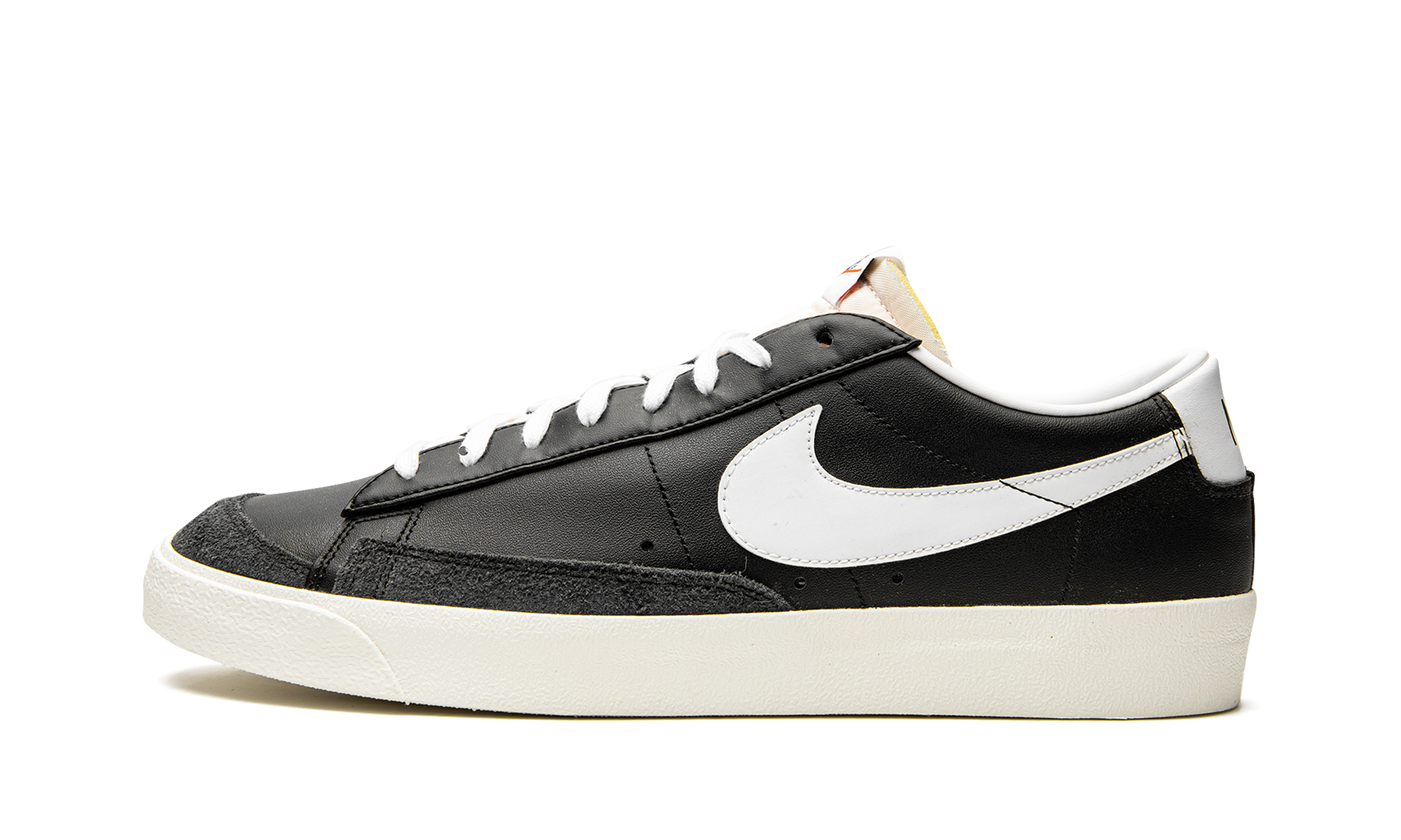 Blazer Low '77 Vintage "Black white" DA6364 001