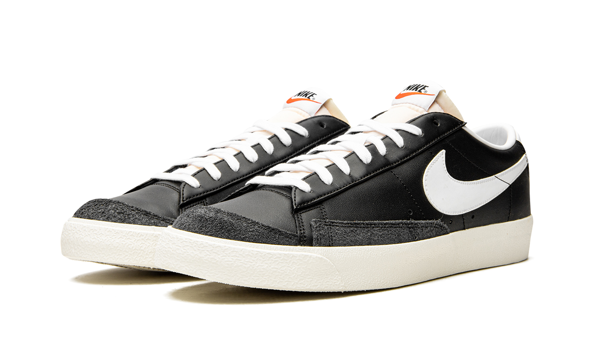 Blazer Low '77 Vintage "Black white" DA6364 001