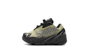 Boost 700 Mnvn "Resin" GY4812