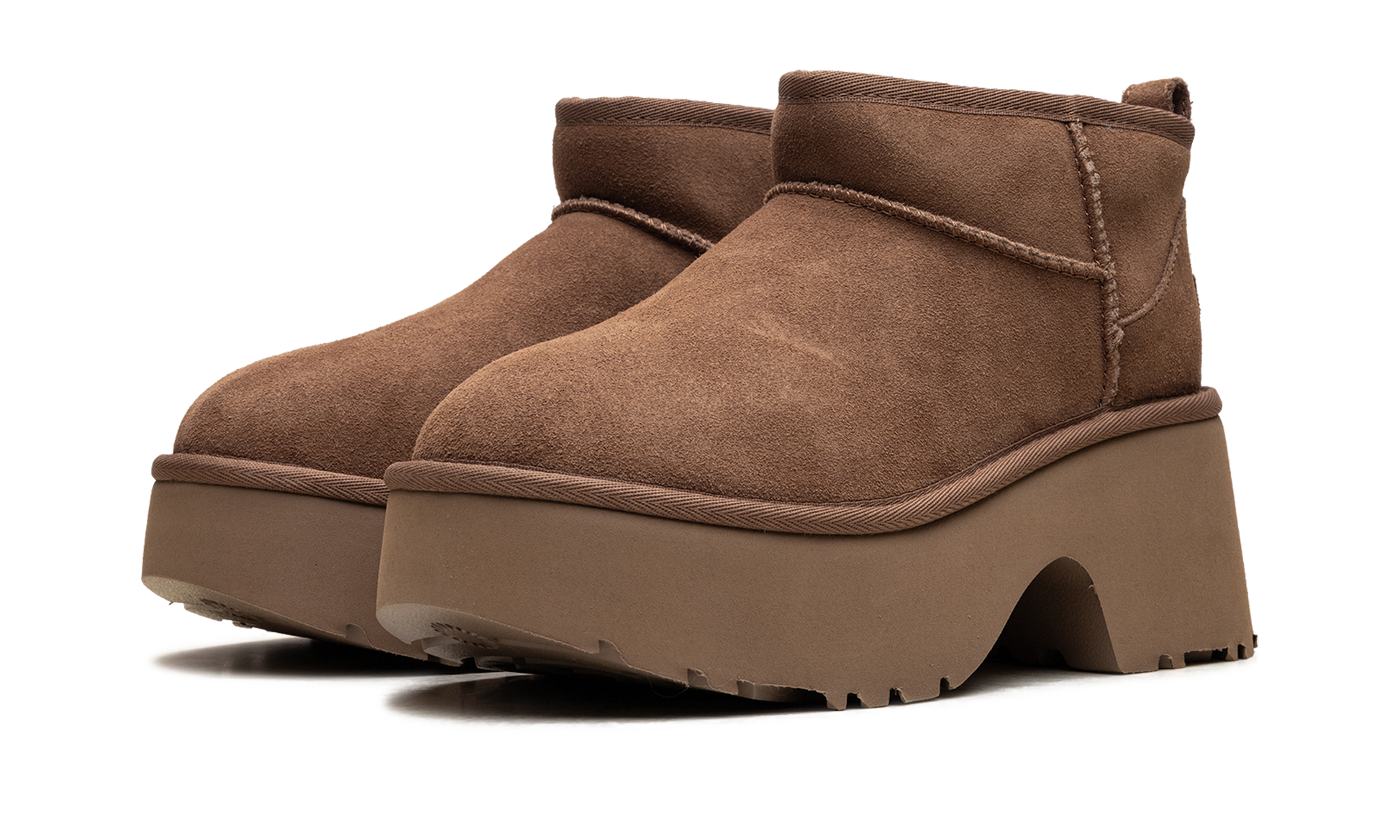 Classic Ultra Mini New Heights Boot Women "Chestnut" 1158311 CHE