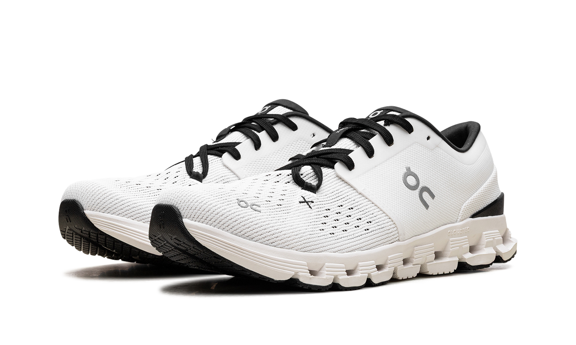 Cloud X 4 "Ivory black" 3ME30040791