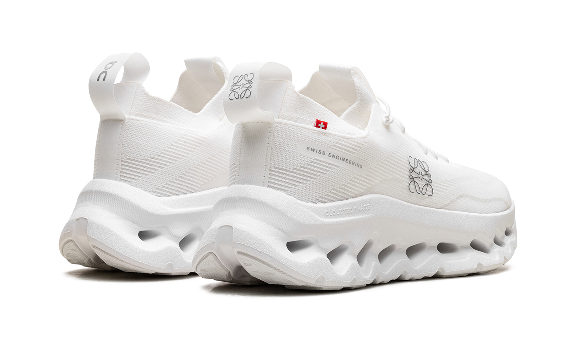 Cloudtilt Women "Loewe all white" 3WD30310108