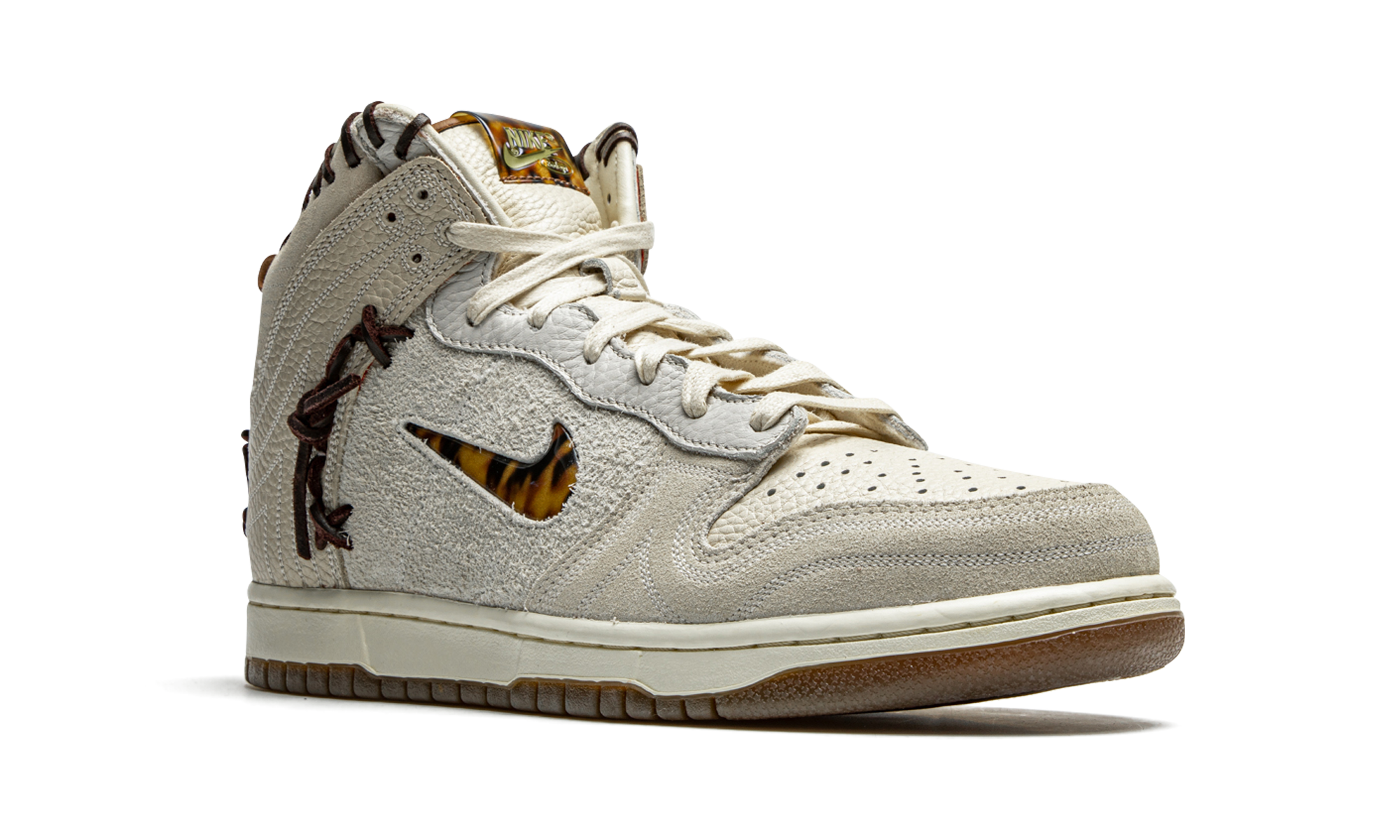 Dunk High "Bodega - friends & family" CZ8125 100